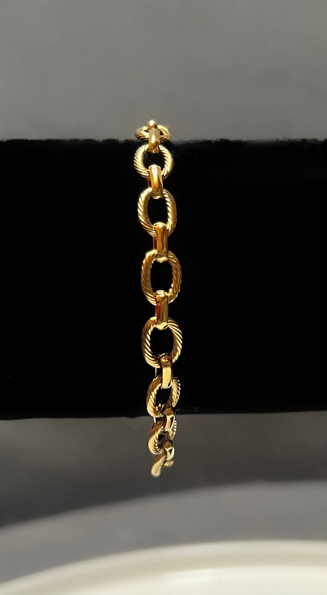ARI BRACELET CHAIN