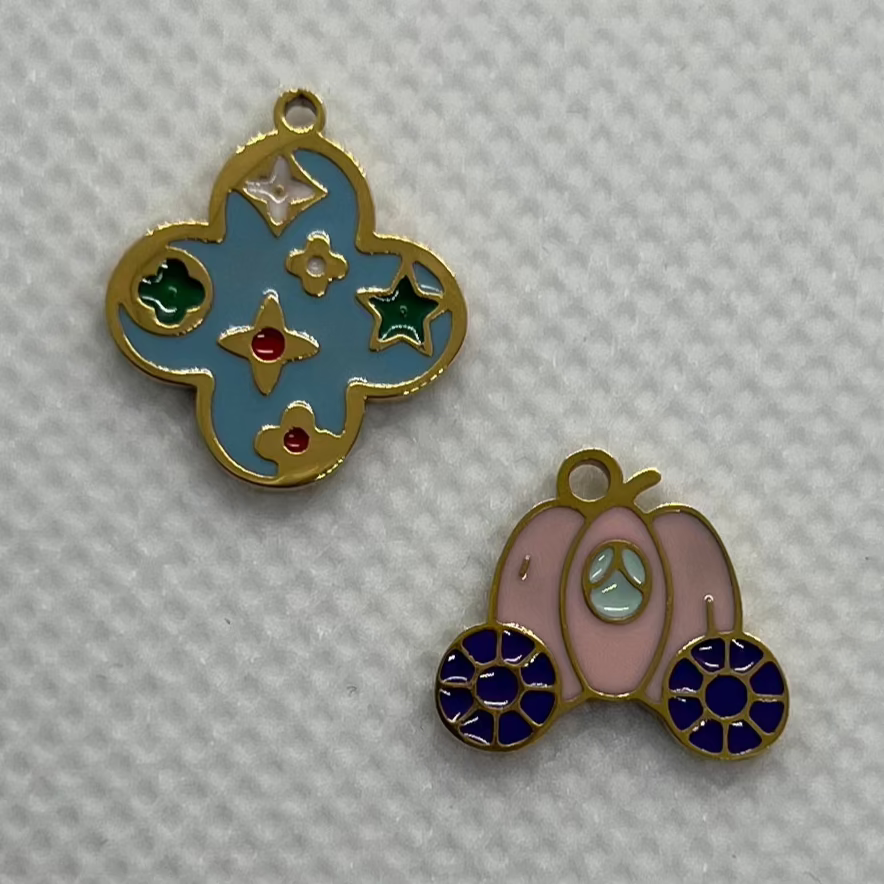 FAIRYTALE CHARM