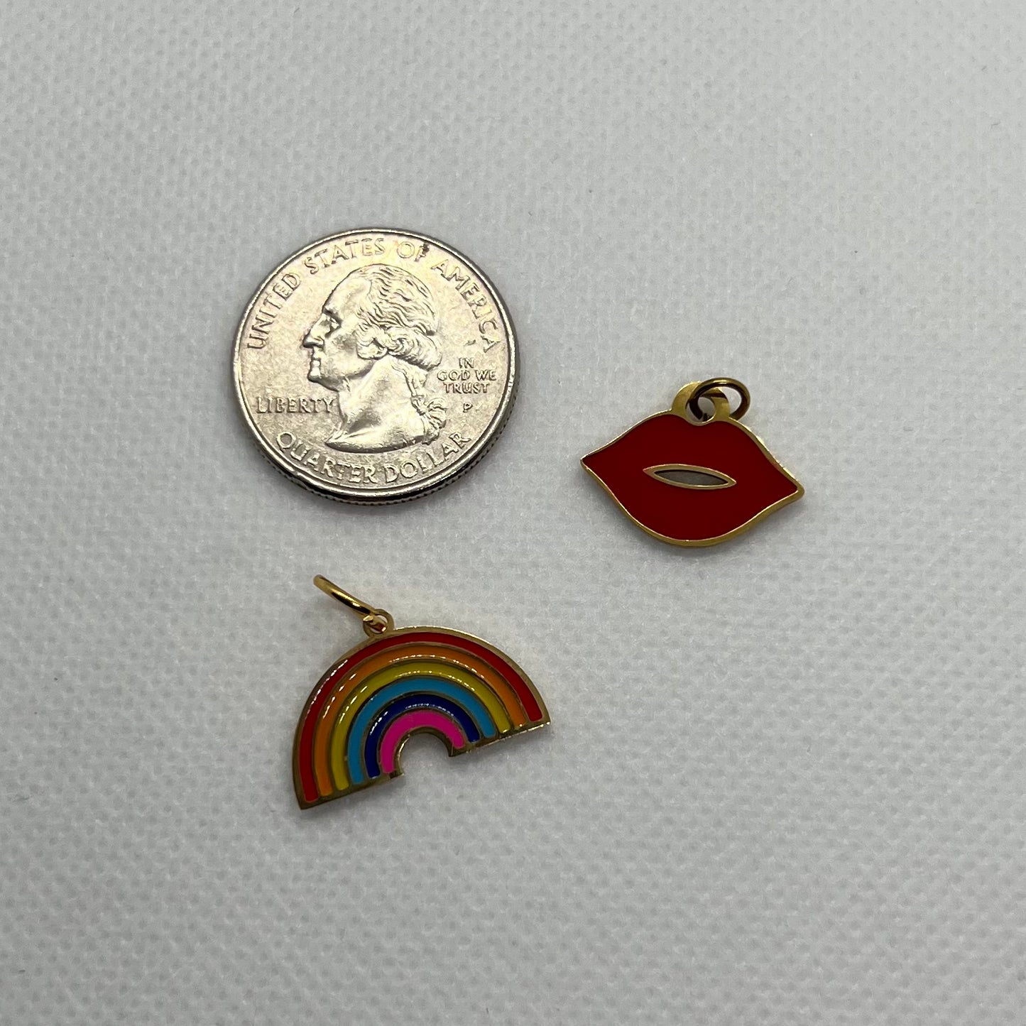 RAINBOW + LIPS CHARM