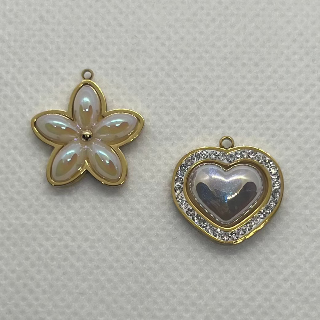 PEARL CHARM
