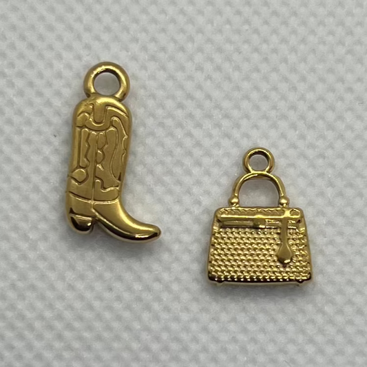 DRESS UP CHARM